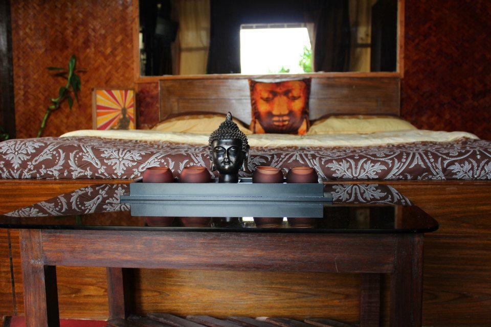 Rock Water Resort Morjim Habitación foto